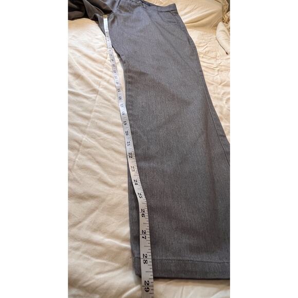 2 Pair Old Navy Ultimate Straight Flex Pants 36x30 Gray &‎ Dark Gray Bundle - Picture 4 of 16